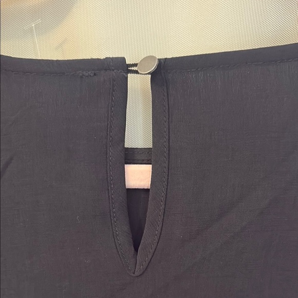 Doe & Rae Black Ruffled Cut Out Blouse - Picture 7 of 7